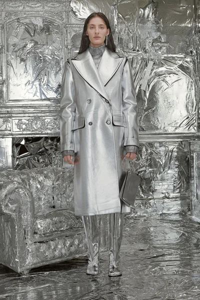 Look 1